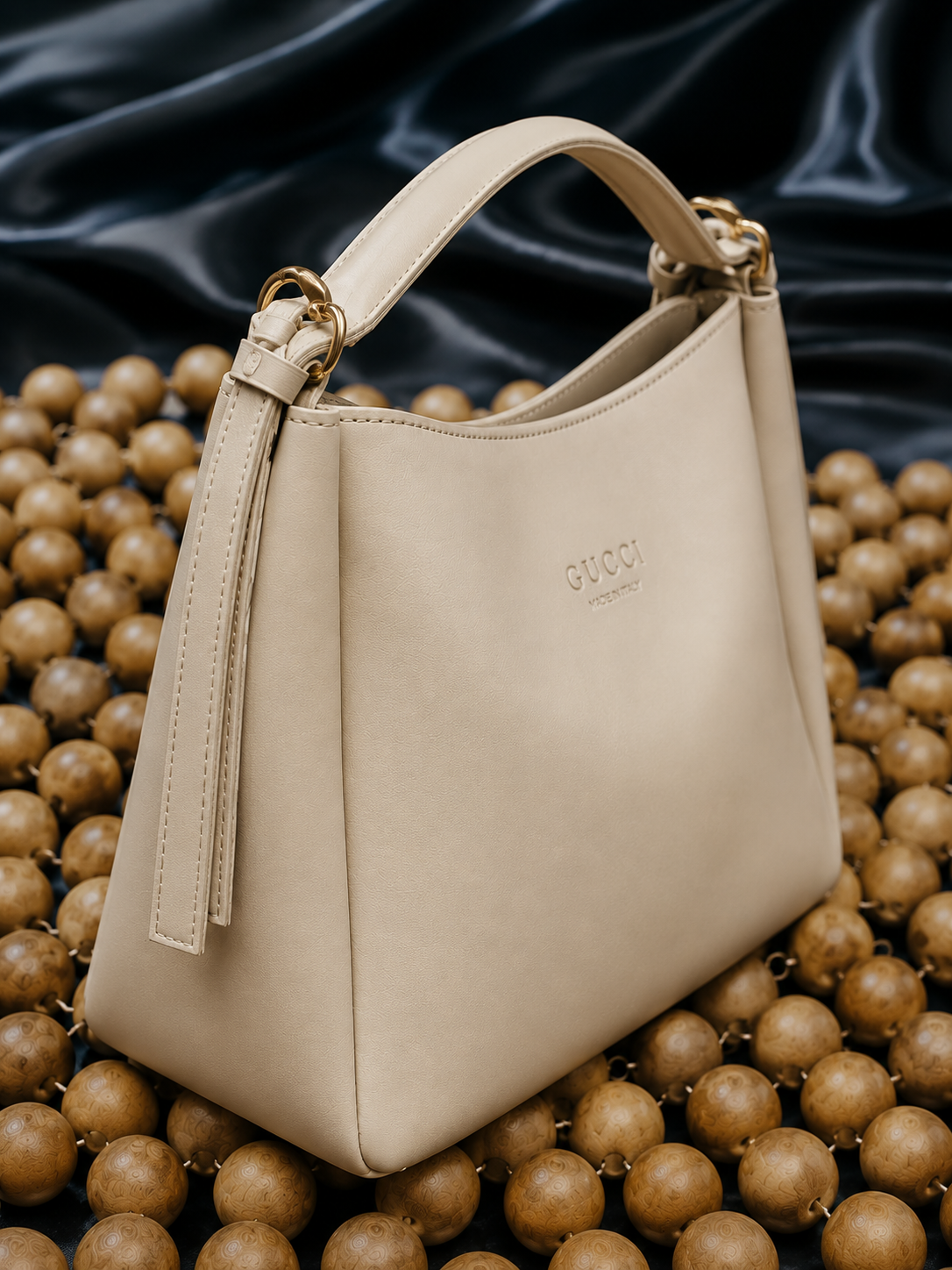 Élan Shoulder Bag
